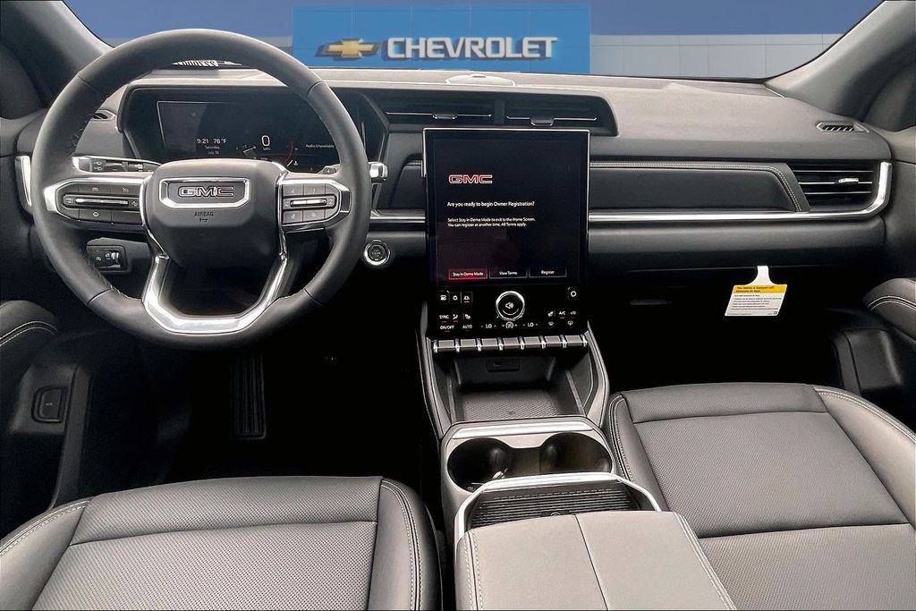 New 2027 GMC Terrain Elevation w/ Elevation Premium Package FWD image 5