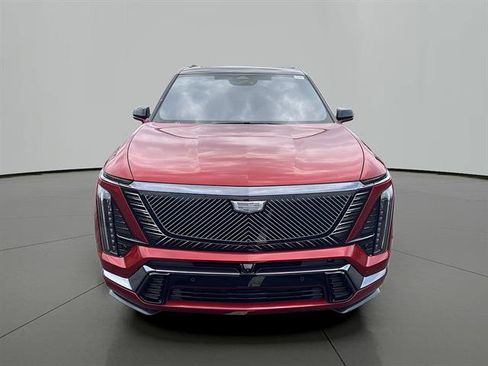 Used 2026 Cadillac Vistiq Platinum w/ LPO, Floor Liner Package AWD/4WD image 8