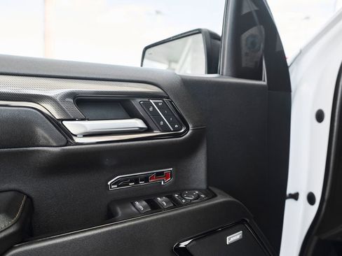 Used 2023 GMC Sierra 1500 AT4 w/ AT4 Premium Package image 24