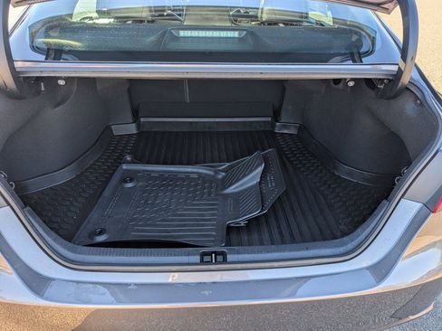 Used 2022 Toyota Camry XSE image 13