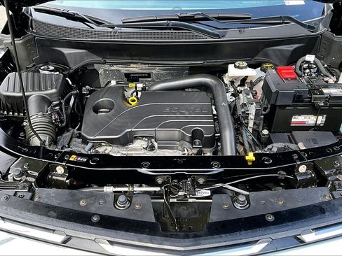 Used 2025 Chevrolet Equinox LT FWD image 29