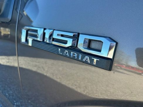 Used 2016 Ford F150 Lariat image 13
