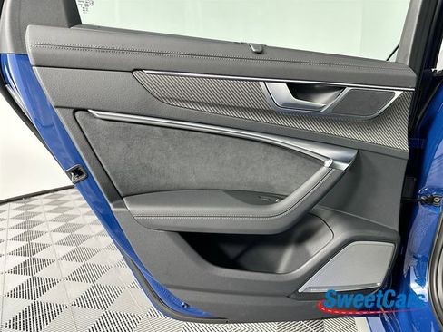 Used 2025 Audi RS 6 performance image 43