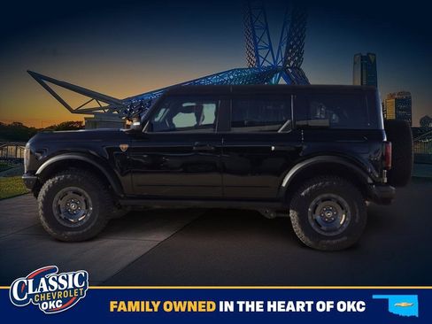 Used 2024 Ford Bronco Badlands image 4