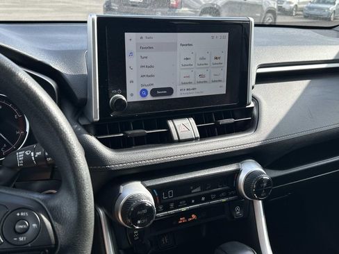 Used 2024 Toyota RAV4 XLE image 24