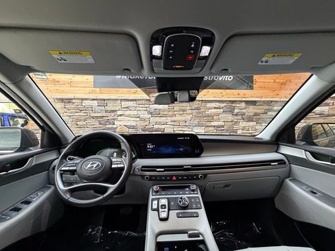 Certified 2023 Hyundai Palisade SEL image 16