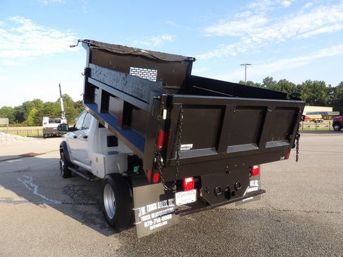 Used 2022 RAM 5500 Tradesman AWD/4WD image 5