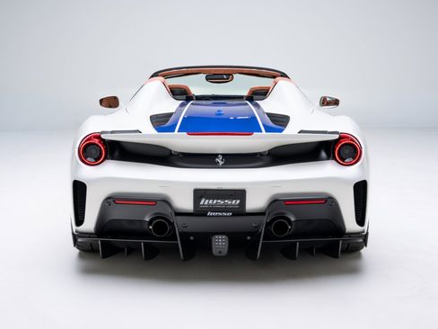 Used 2020 Ferrari 488 Pista Spider image 6