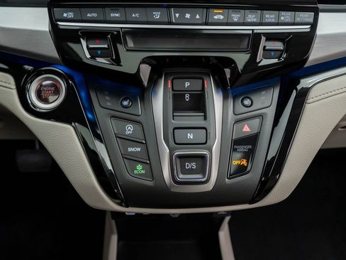 New 2026 Honda Odyssey Touring image 27