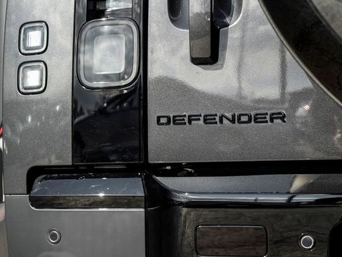 New 2026 Land Rover Defender 110 S image 8