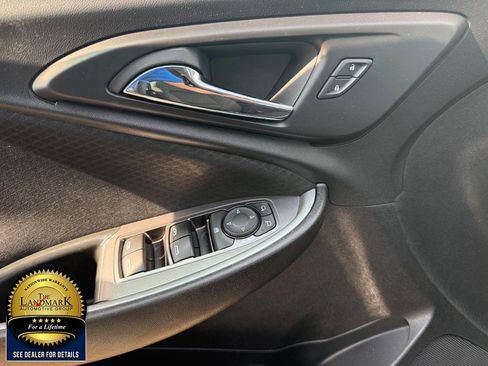Used 2024 Chevrolet Malibu LT FWD image 8
