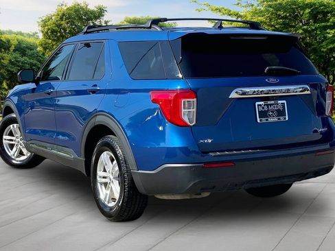 Used 2021 Ford Explorer XLT AWD/4WD image 4