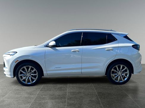 Used 2024 Buick Encore GX Avenir w/ Avenir Technology Package image 4