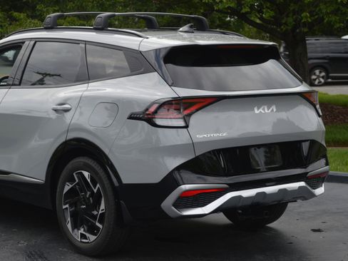 Used 2023 Kia Sportage SX FWD image 3