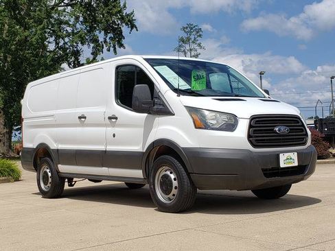 Used 2016 Ford Transit 250 130 Low Roof RWD image 8