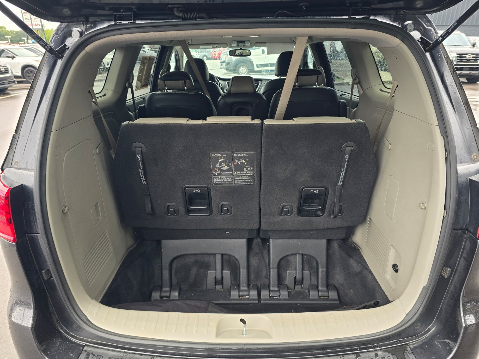 Used 2021 Kia Sedona EX FWD image 26