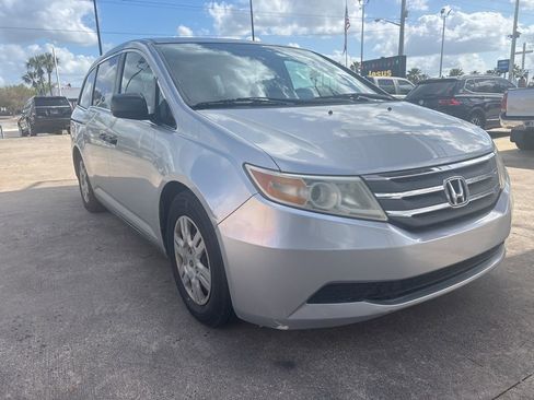 Used 2013 Honda Odyssey LX image 4