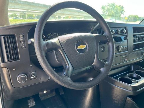 Used 2012 Chevrolet Express 1500 LS RWD image 9