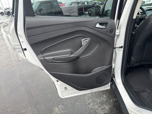 Used 2018 Ford Escape Titanium FWD image 26
