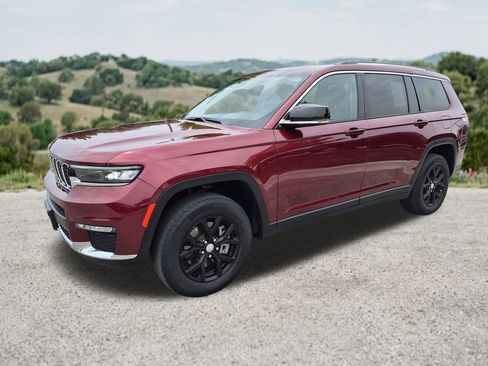 Used 2022 Jeep Grand Cherokee L Limited AWD/4WD image 3