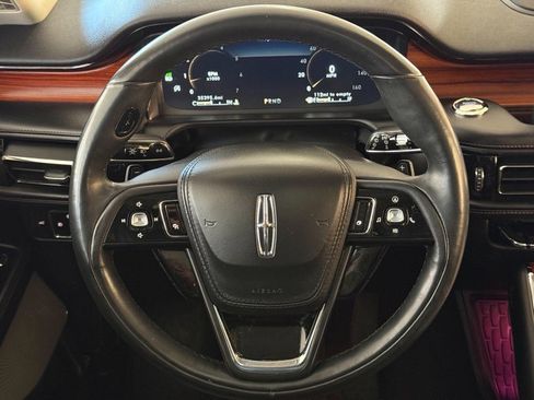 Used 2020 Lincoln Aviator Reserve w/ Equipment Group 202A image 18