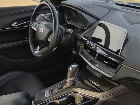 Used 2022 Cadillac CT4 Luxury w/ Sun And Sound Package image 11