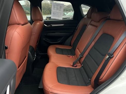 Used 2024 MAZDA CX-5 Carbon Edition image 16