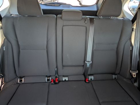 Used 2024 Nissan Rogue S AWD/4WD image 13