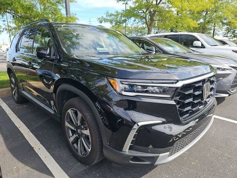Used 2024 Honda Pilot Elite image 2