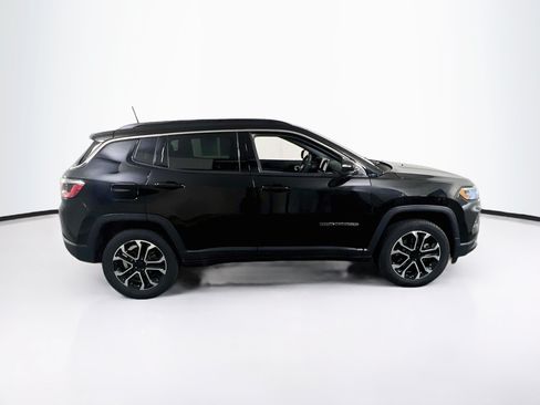Used 2023 Jeep Compass Limited w/ Sun and Sound Group AWD/4WD image 4