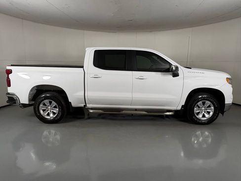 Used 2024 Chevrolet Silverado 1500 LT image 10