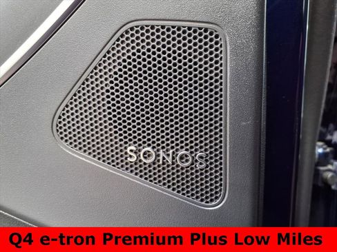 Used 2023 Audi Q4 e-tron Premium Plus w/ Premium Plus image 29