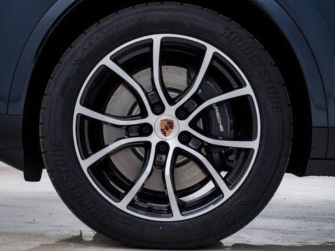 New 2026 Porsche Cayenne E-Hybrid Coupe image 13