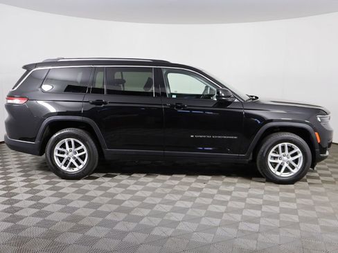 Used 2023 Jeep Grand Cherokee L Laredo AWD/4WD image 18
