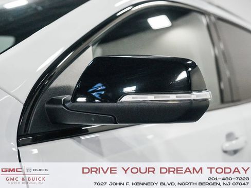 Used 2023 GMC Acadia AT4 w/ Preferred Package image 45