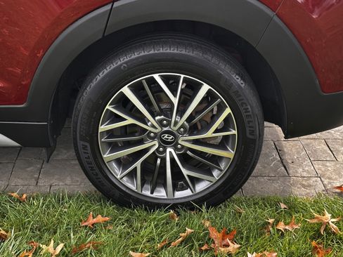 Used 2019 Hyundai Tucson Limited w/ Cargo Package image 17