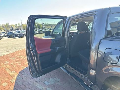 Used 2023 Toyota Tacoma SR5 RWD image 27