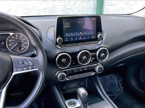 Certified 2024 Nissan Sentra SV image 5