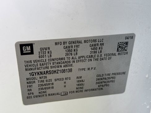 Used 2017 Cadillac XT5 FWD w/ LPO, Wheel Lock Package image 24