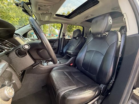 Used 2014 GMC Acadia SLT FWD image 12