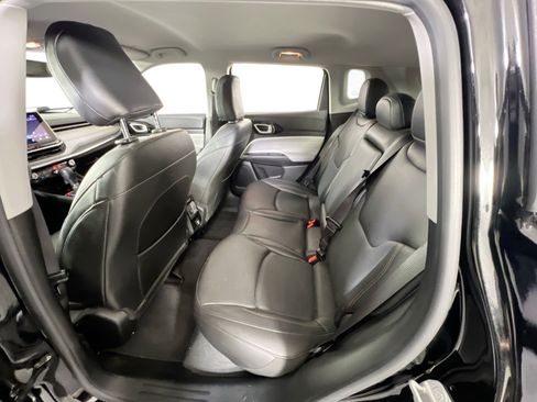 Used 2022 Jeep Compass Limited AWD/4WD image 22