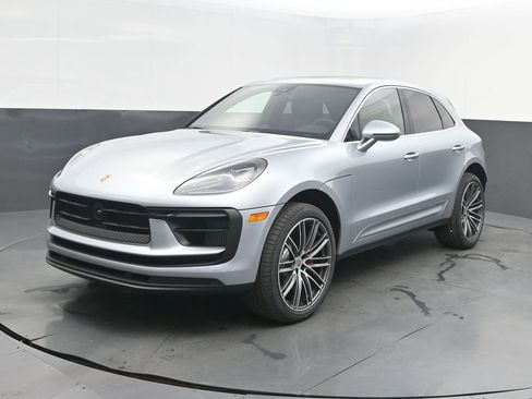 New 2026 Porsche Macan S image 1