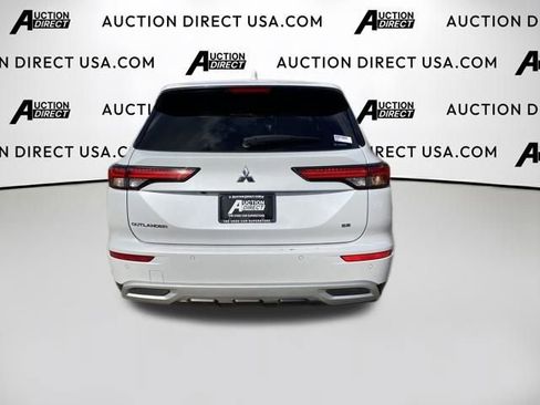 Used 2024 Mitsubishi Outlander SE image 6