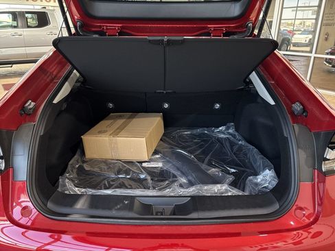 New 2026 Toyota Prius Plug-In Hybrid FWD image 24
