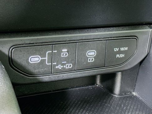 Used 2025 Kia K4 LXS image 26