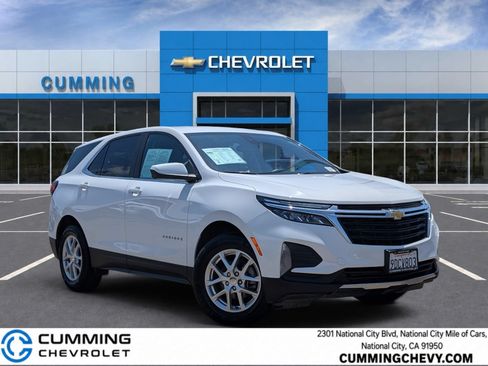 Certified 2022 Chevrolet Equinox LT FWD image 1
