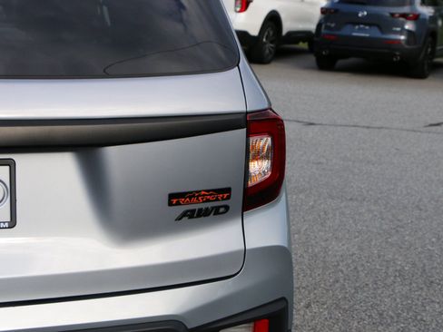 Used 2023 Honda Passport TrailSport image 7