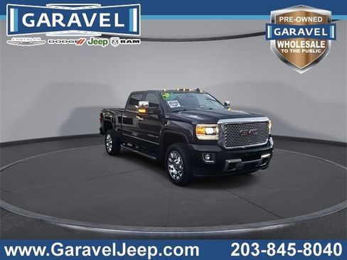 Used 2016 GMC Sierra 2500 Denali w/ Driver Alert Package image 7