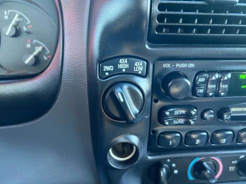 Used 2001 Ford Ranger 4x4 SuperCab image 15
