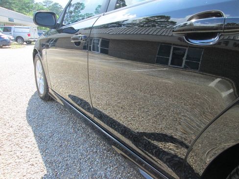 Used 2008 Saab 9-3 2.0T w/ Moonroof Package FWD image 23
